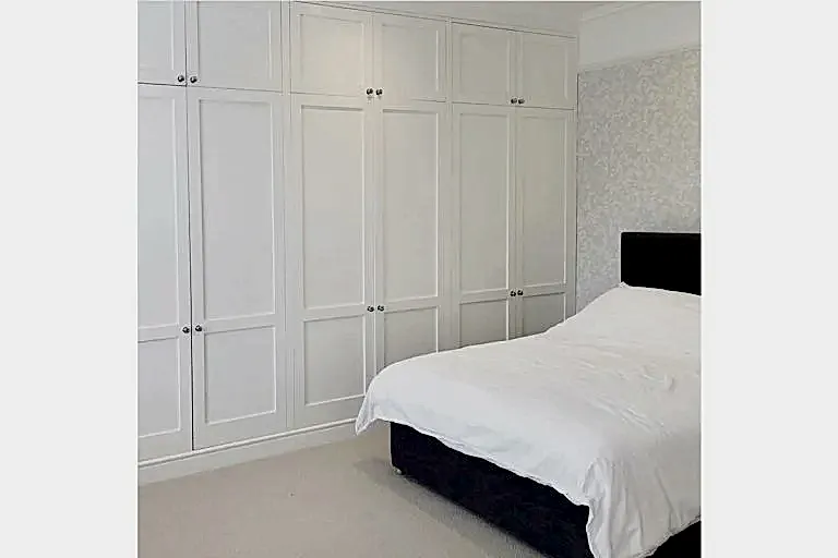 İmpero Çerçeve Kapaklı Dolap