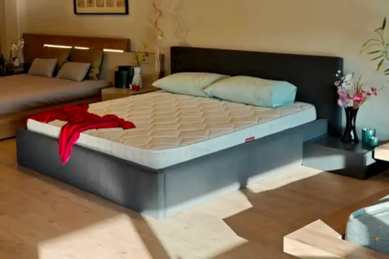 Yere yakın kumaş yatak