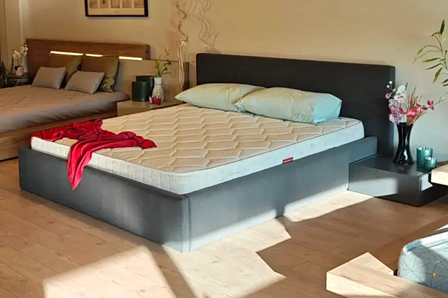 Yere yakın kumaş yatak